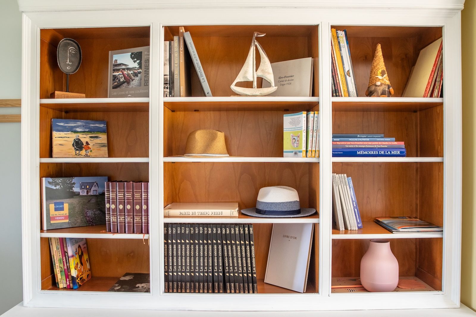 Bibliothèque : détail ambiance cosy